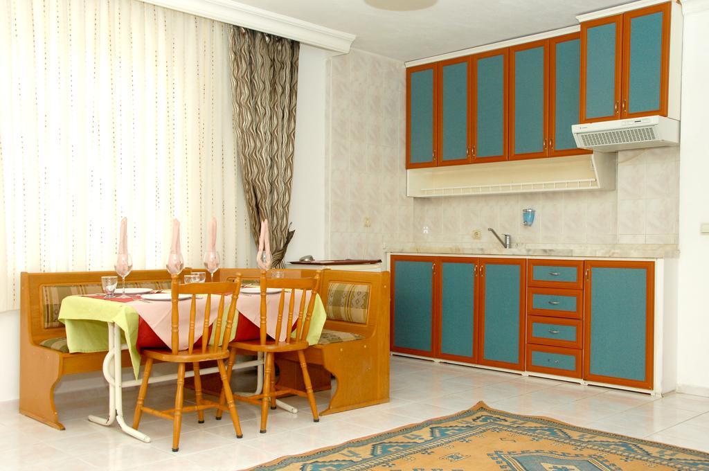 Side Orientt Apartments Luaran gambar