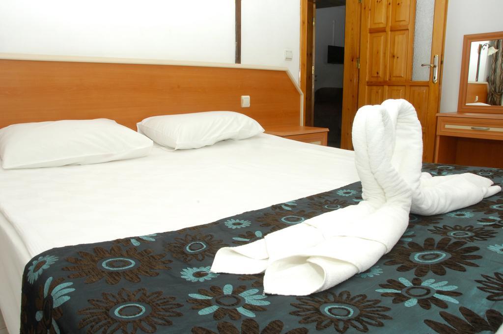 Side Orientt Apartments Luaran gambar